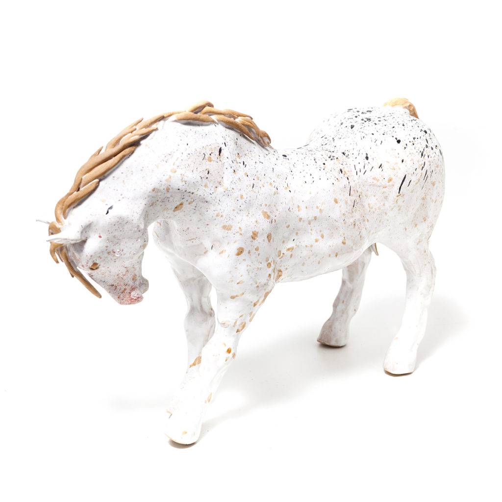 koń - Aneta Śliwa (2017), ceramika szkliwiona