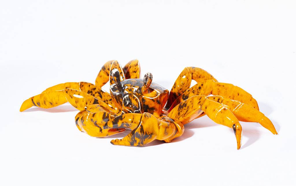 Krab pomarańczowy - Aneta Śliwa (2019), ceramika szkliwiona