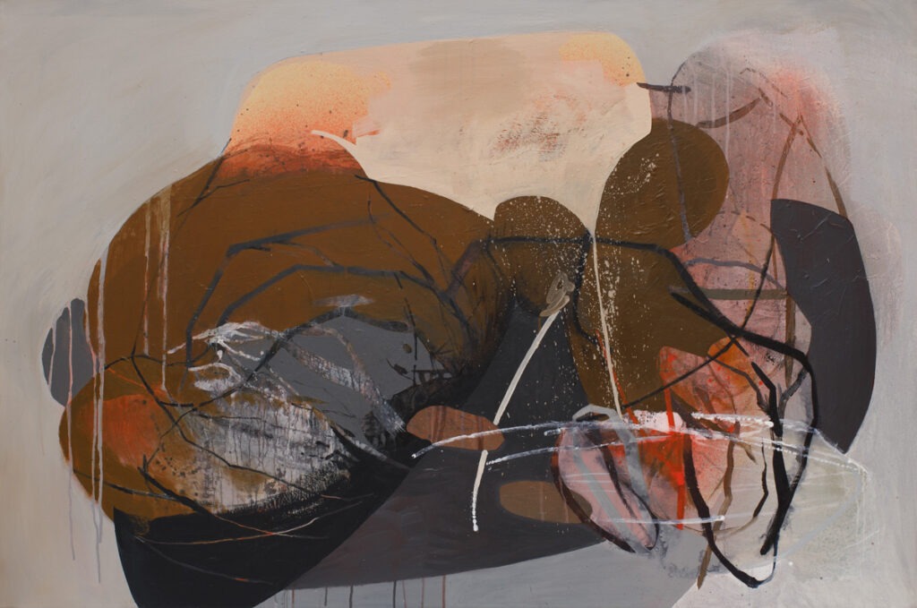 Otoczaki 35 - Agata Czeremuszkin-Chrut - abstrakcja z czernią, brązami i pomarańczem na szarym tle