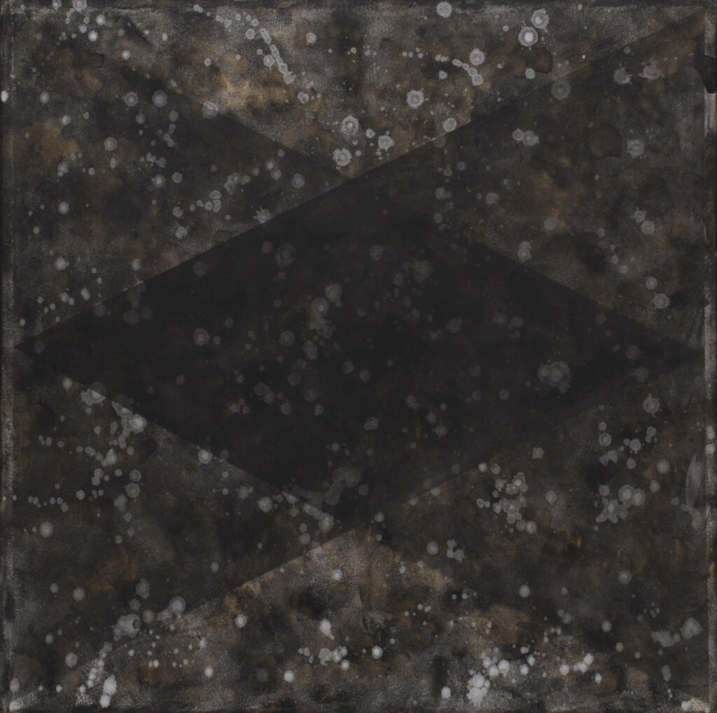 Kolejny etap (2021) - Jonasz Koperkiewicz - ciemna abstrakcja geometryczna