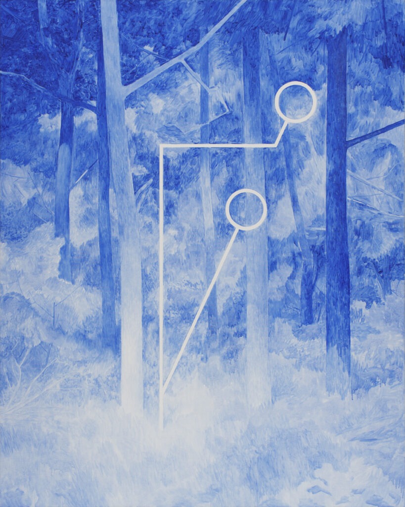 Geometria w lesie - Andrzej Tobis - niebieski obraz z białym detalem