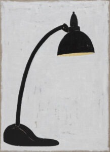 Bettina Bereś - Lampa biurkowa, 2002 - obraz z czarna lampką na białym tle