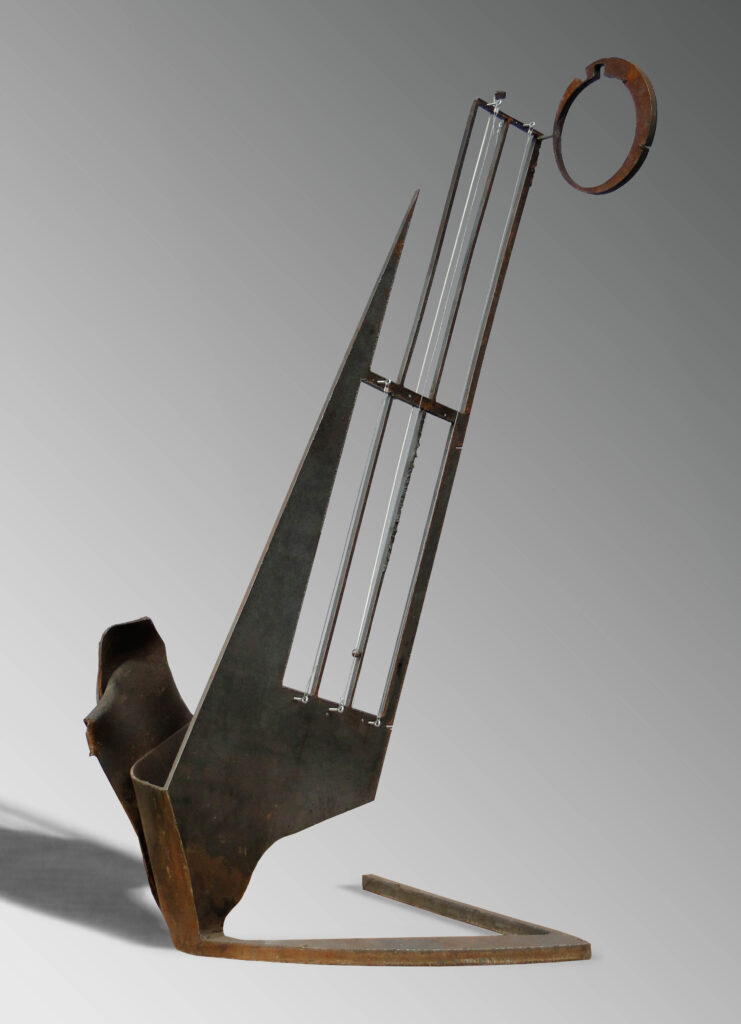 Jan Tutaj, Głuchy ton, 2013 - dekoracyjna rzeźba o tematyce muzycznej
