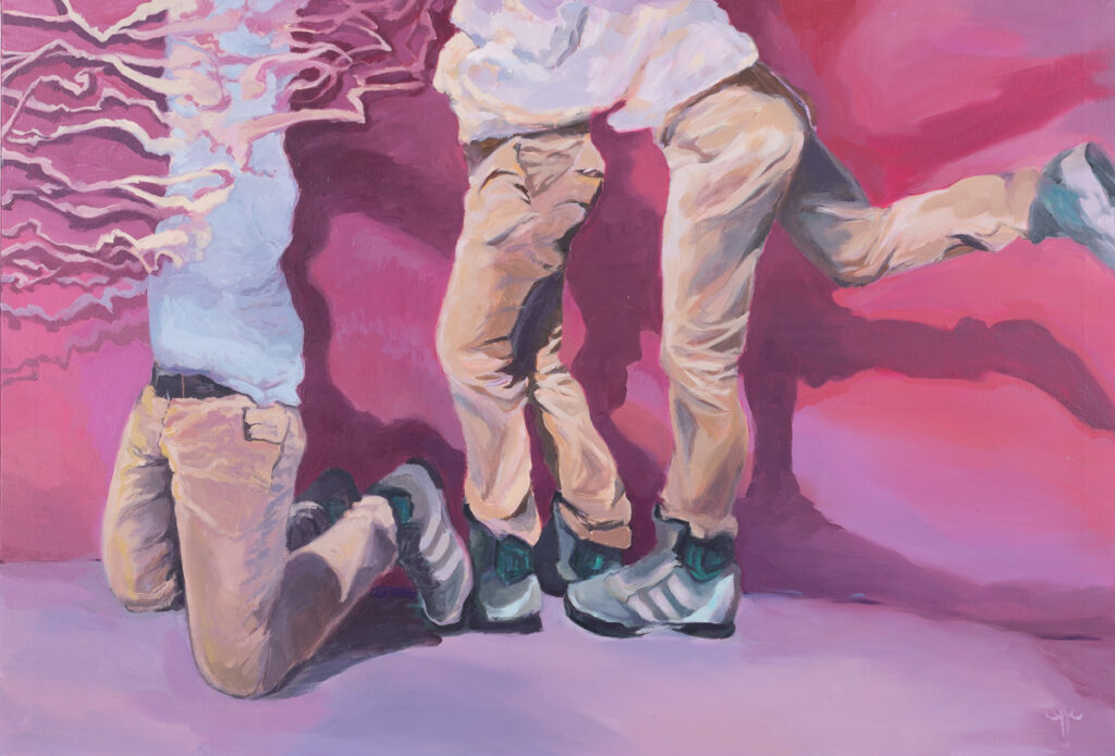 Marek Domaniecki, Leg Movement 5, 2023 - obraz z trzema postaciami na różowym tle