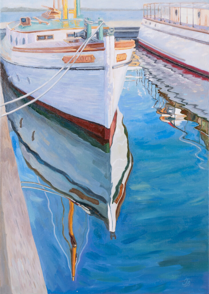 Tiana Breeze , Odbicie, 2023 - realistyczny obraz z łodziami w porcie